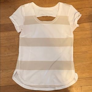 Lululemon relaxed top